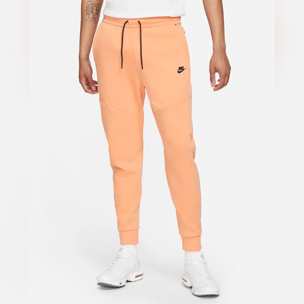 Nike Men Sportwear Tech Fleece Washed Joggers in Orange